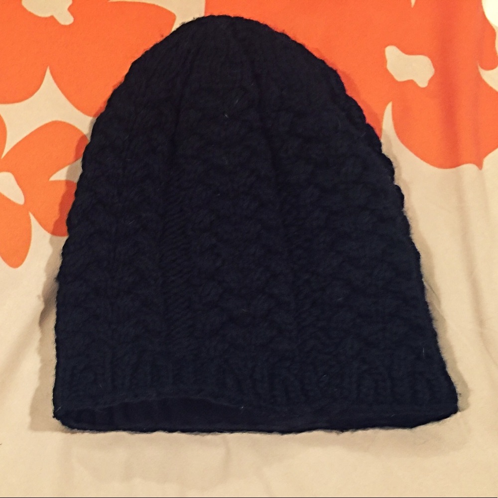 NWOT 100% wool Beenie