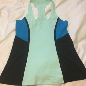 Lululemon workout top