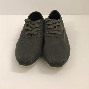 Women's Gray Toms Size 9.5