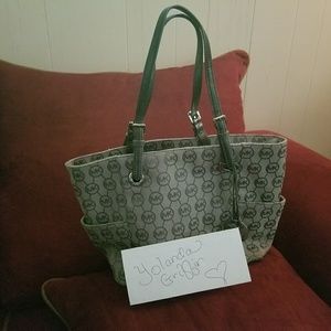 Michael Kors Platinum Tote
