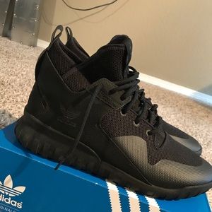 Adidas Tubular X shoes