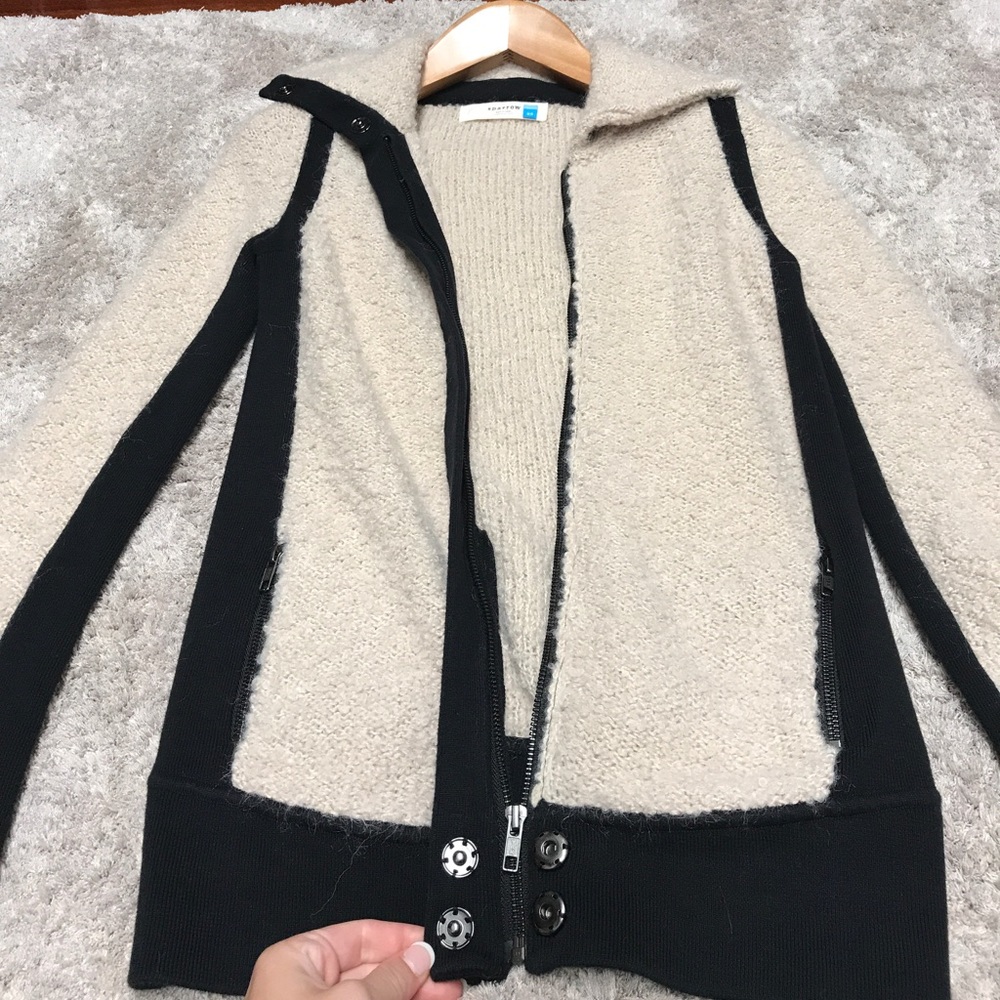 Anthropologie Black & Tan Sweater-XS