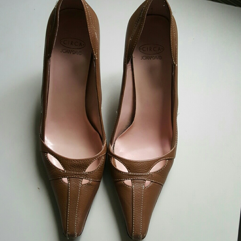 Joan & David Circa pumps