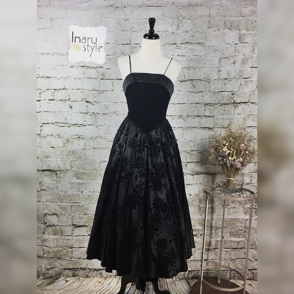 Caroline Walker London Dresses & Skirts - Vintage Caroline Walker Black Velour Prom Dress