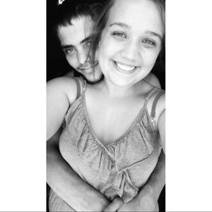 Meet your Posher, Hailey