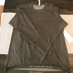 Men's long sleeve Lululemon shirt