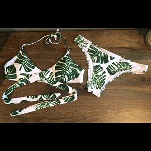 Cupshe Refresh Leaves Cross Bikini Set