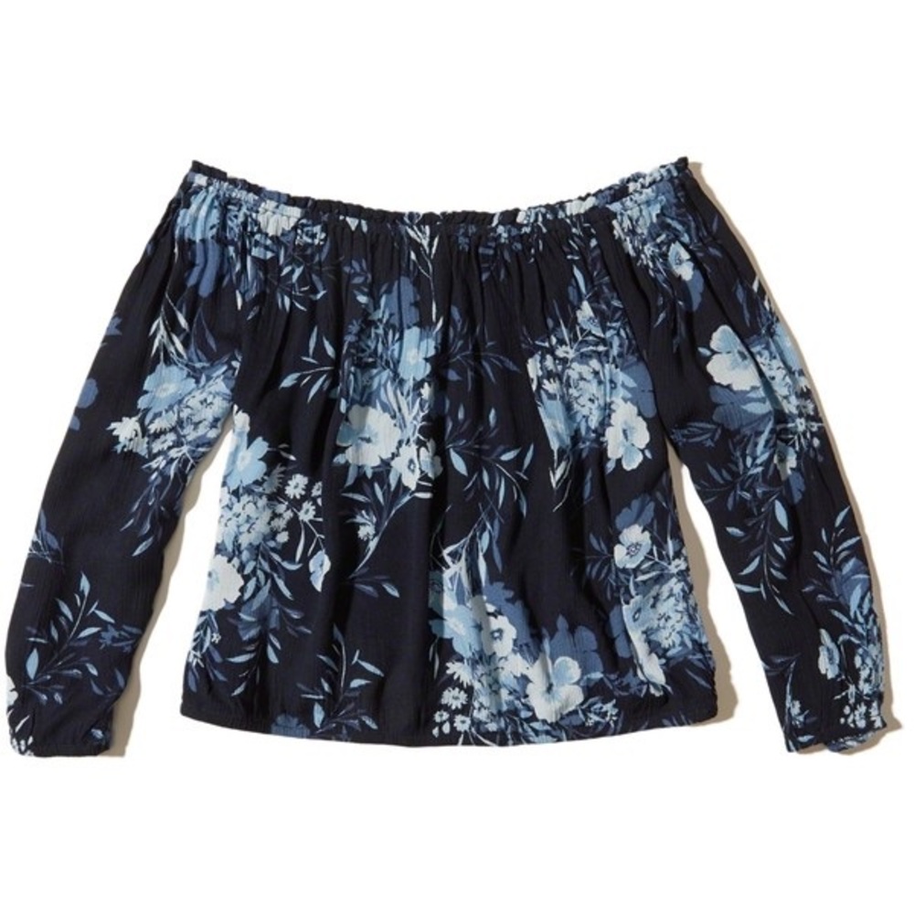 Hollister Floral Off the Shoulder Top!!