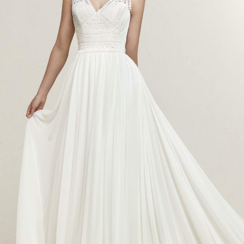 Pronovias Dramia Wedding dress NWT