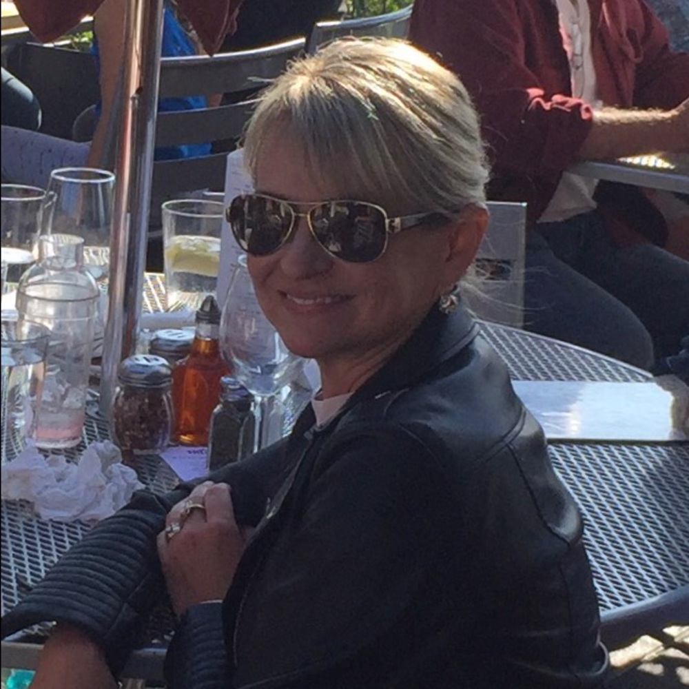 Meet your Posher, Melissa