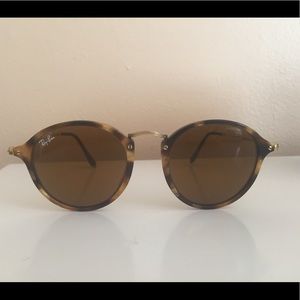Ray-Ban Brown/Gold Tortoise Sunglasses