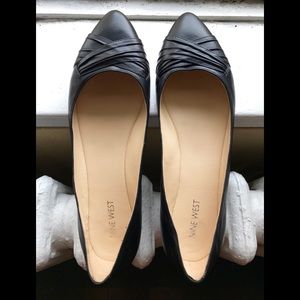 Nine West pointed toe leather flat