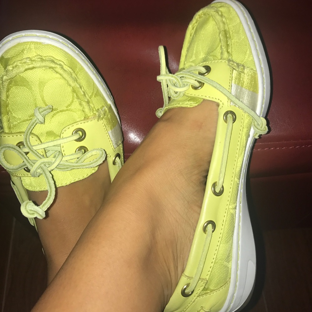 Coach flats