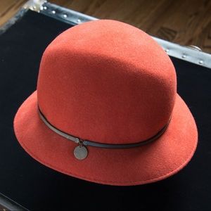 Banana Republic, wool felt hat.