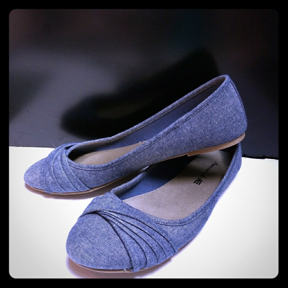 American Eagle Jean Flats