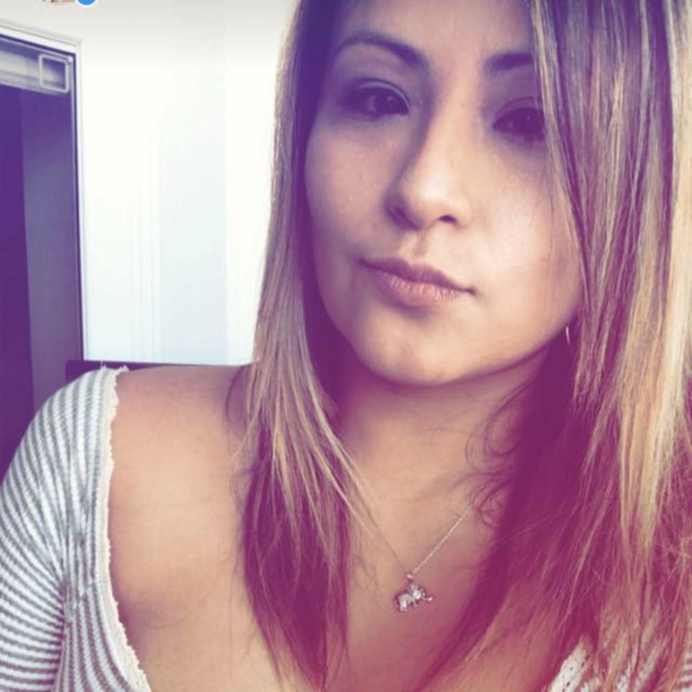 Meet your Posher, Angela