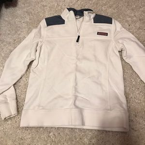 Never worn Vineyard Vines pullover!
