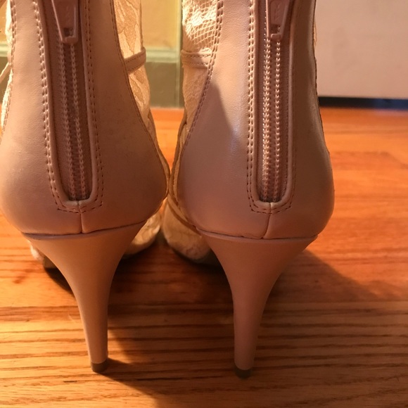 Lauren Conrad lace up nude sandals - Picture 4 of 4
