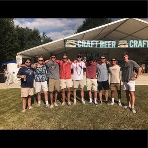 Meet your Posher, Taylor