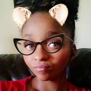 Meet your Posher, Maiya