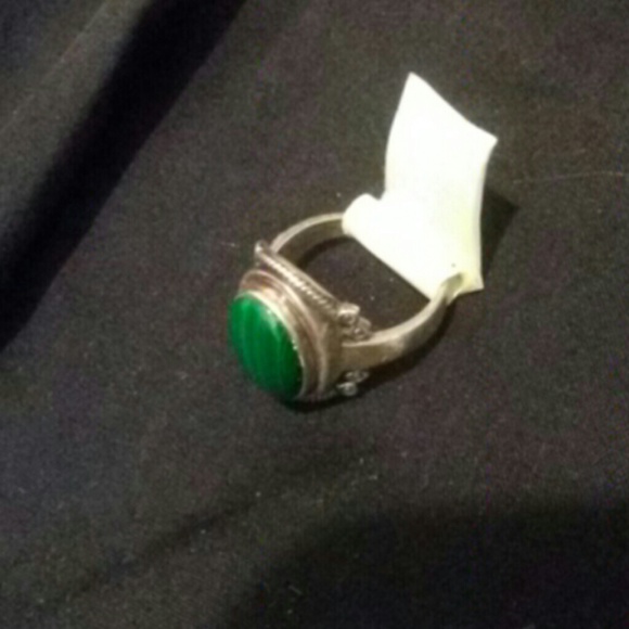 Ring - Picture 2 of 2