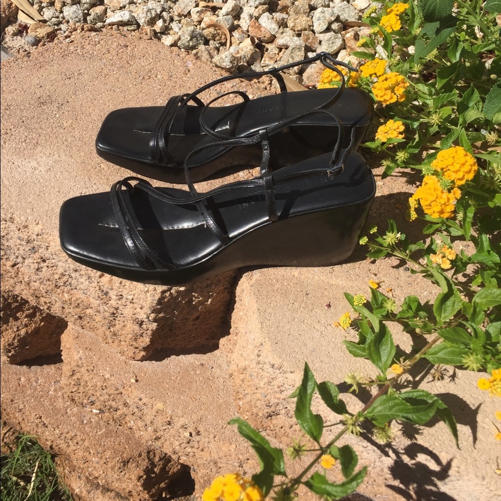 ANTONIO MELANI STRAP SANDALS HEELS  SZ 9