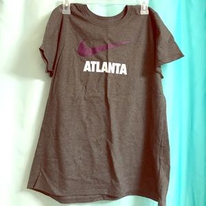Women's Nike shirt