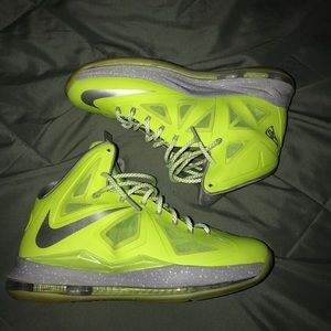 Lebron 10 Volt size 10.5