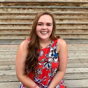 Meet your Posher, Carly