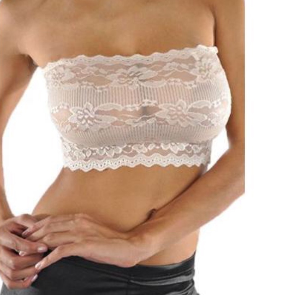 💥NWT💥❤ White LACE Bandeau Top ❤