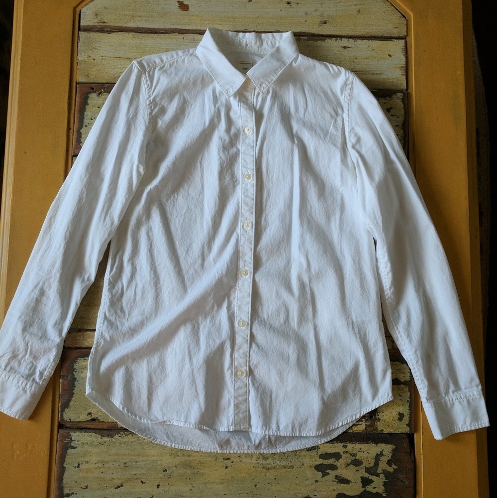 Gap White Button Up Work Shirt