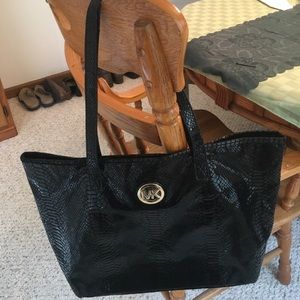 Michael kors tote