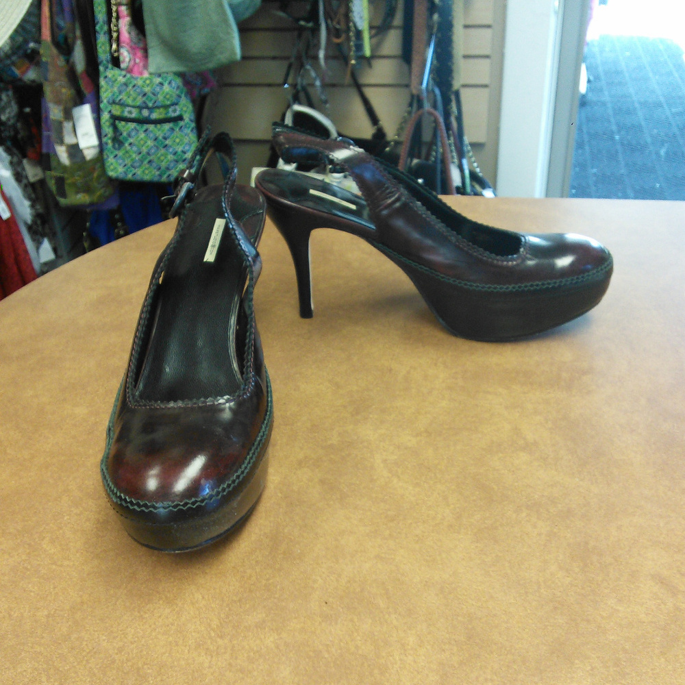 MaxStudio sz 10 heels slingback heel
