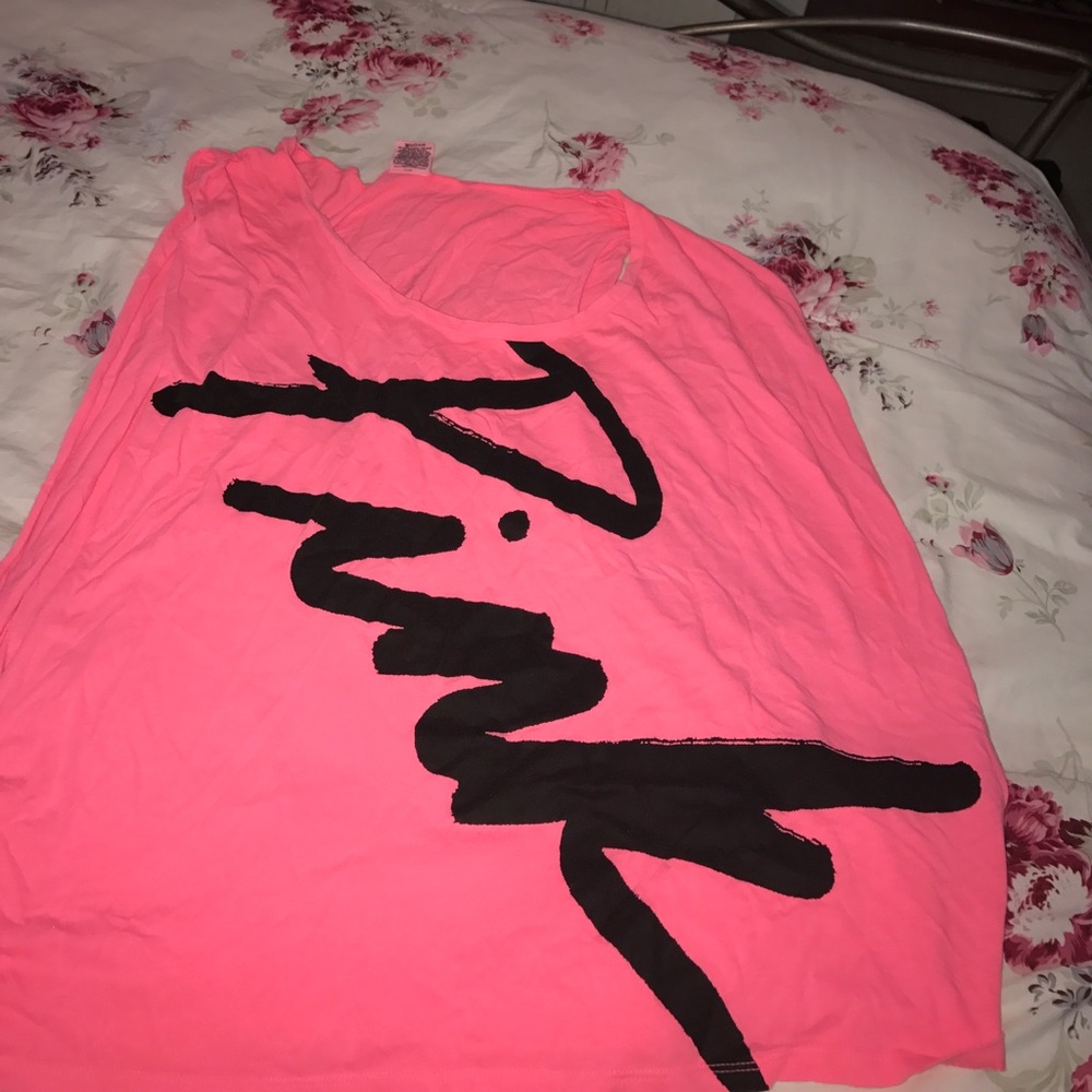 Pink tank top