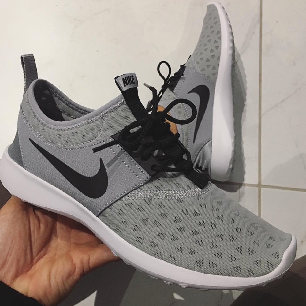 NWT Nike juvenate wolf 🐺 grey/Black - Picture 6 of 6