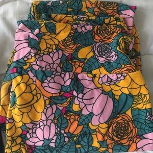 TC LULAROE LEGGINGS