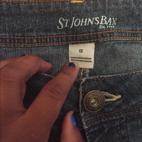 ❌sold❌ SJB midi denim shorts - Picture 3 of 3