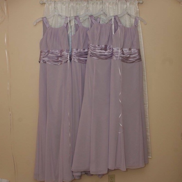 Dress - Picture 2 of 3