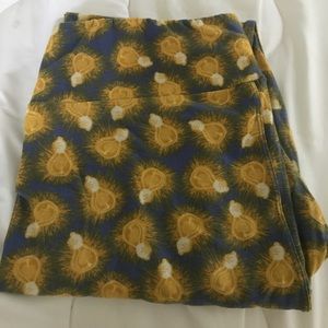 TC LULAROE LEGGINGS