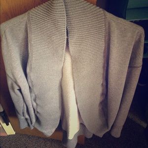 American Eagle Cardigan