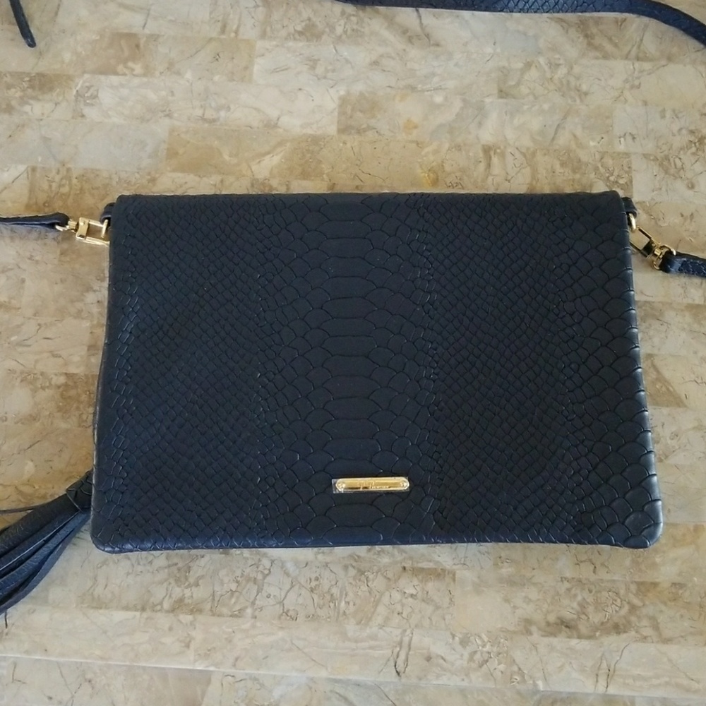 Gigi Navy Faux Snakeskin Convertible Clutch NWT - Picture 3 of 5
