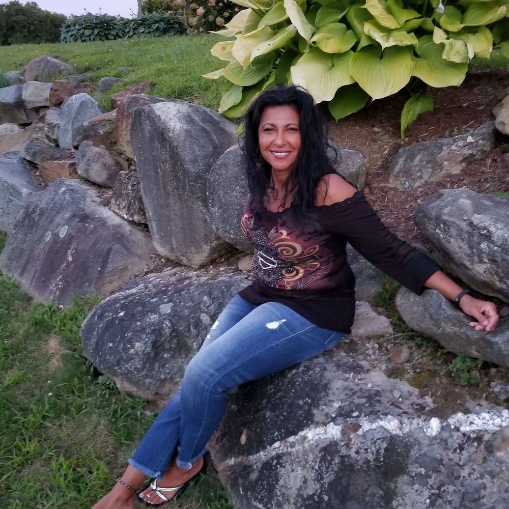 Meet your Posher, Abeer