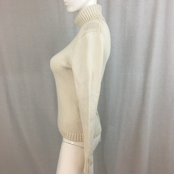 SOLD 🎒Sz Small Banana Republic Turtleneck Sweater - Picture 6 of 8