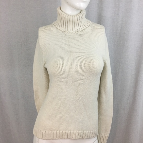 SOLD 🎒Sz Small Banana Republic Turtleneck Sweater - Picture 8 of 8
