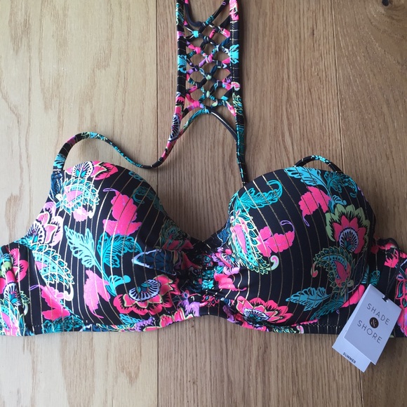 SHADE & SHORE Other - NWT SHADE & SHORE BIKINI TOP