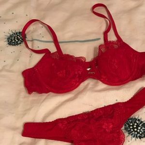 Bra and panties matching set NWOT
