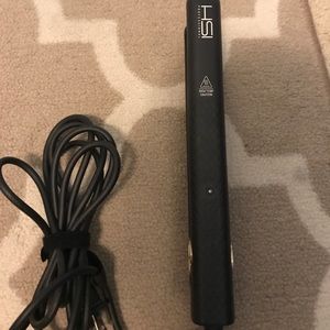 HSI hair straightener