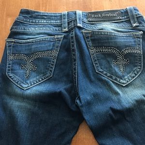 Rock revival straight leg jean
