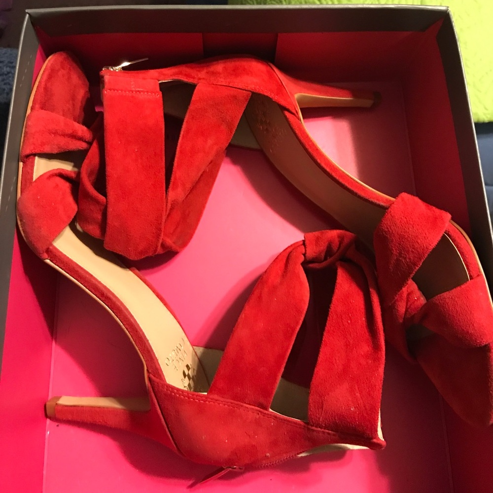 Red Vince Camuto hills