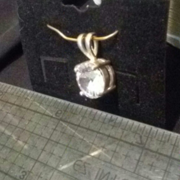 Pendant - Picture 2 of 2